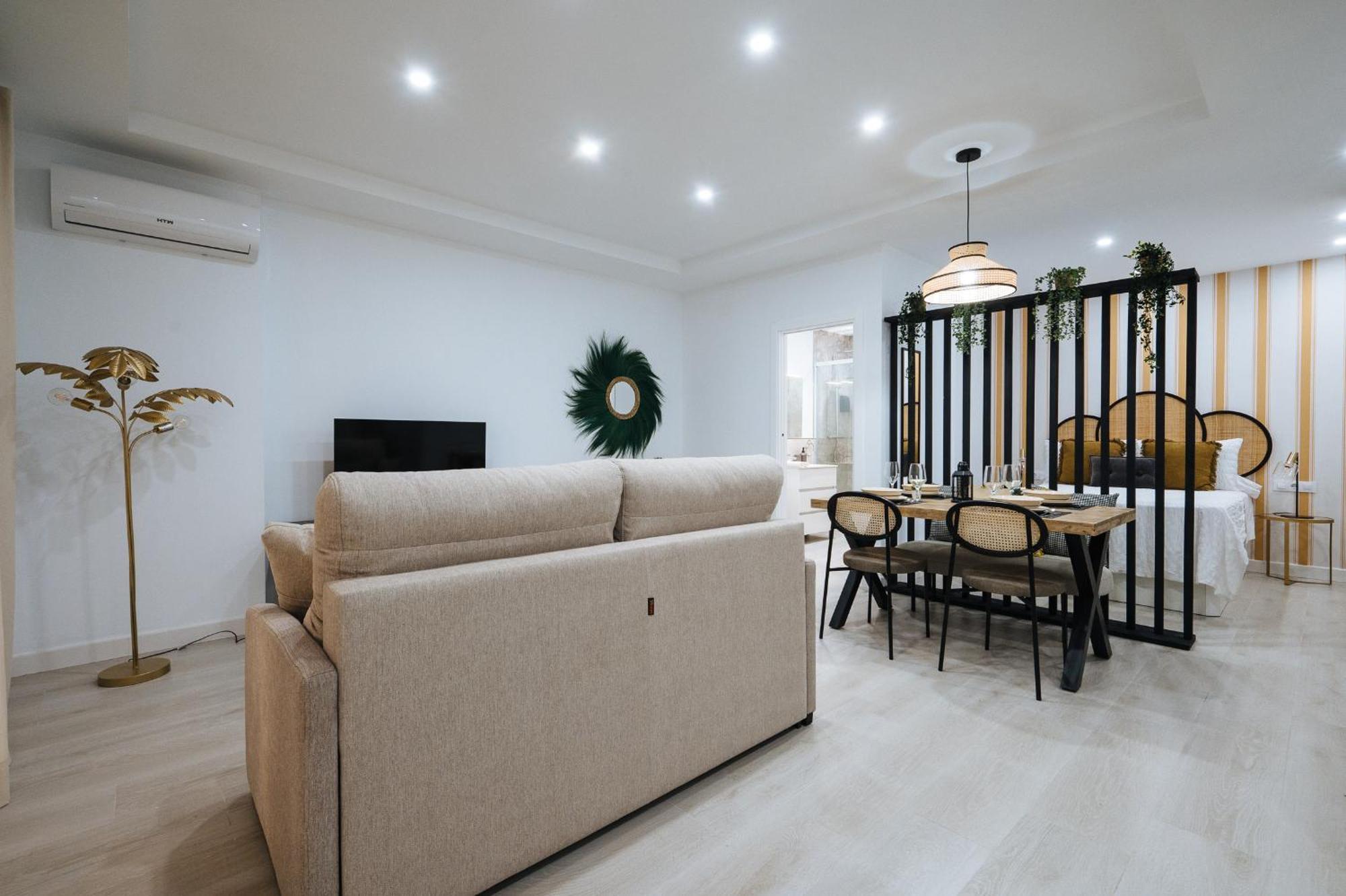 Wish Suite Miraflores De Sevilla Bagian luar foto