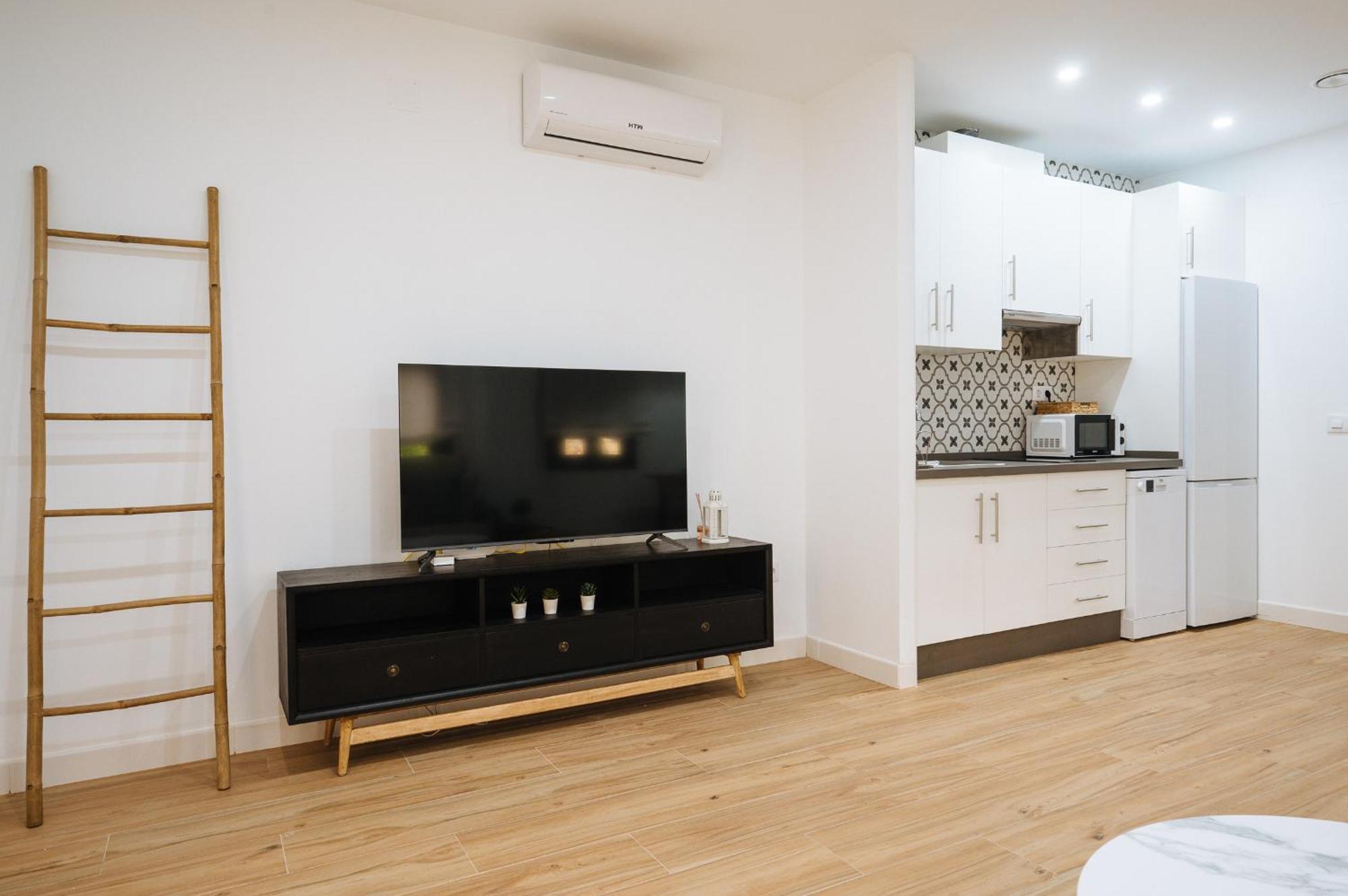Wish Suite Miraflores De Sevilla Bagian luar foto
