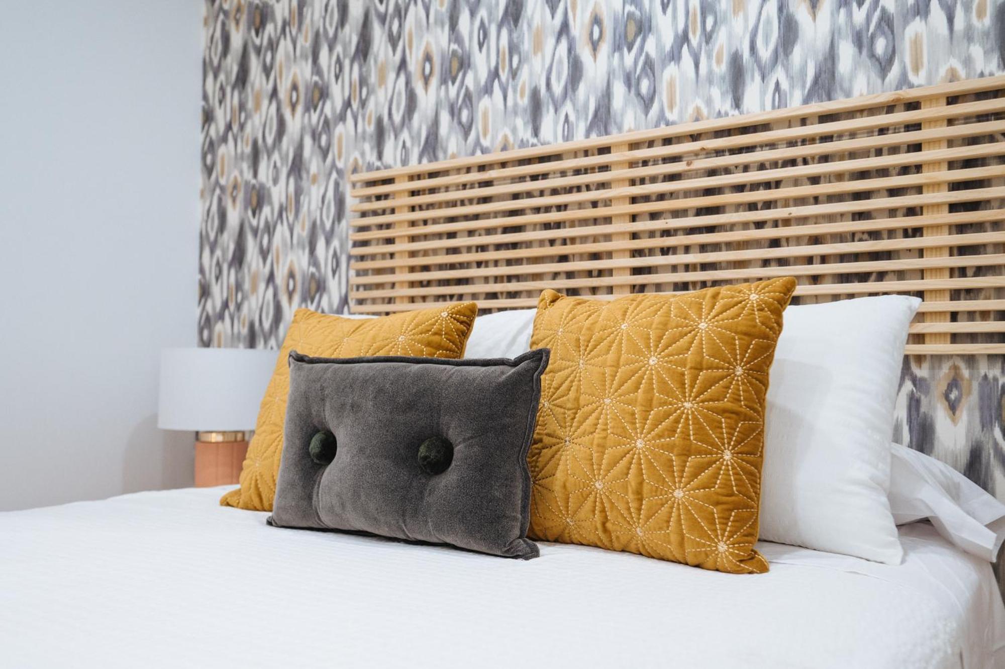 Wish Suite Miraflores De Sevilla Bagian luar foto